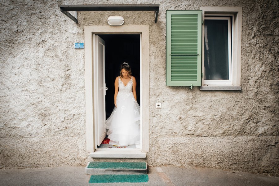 Uscita Della Sposa Da Casa