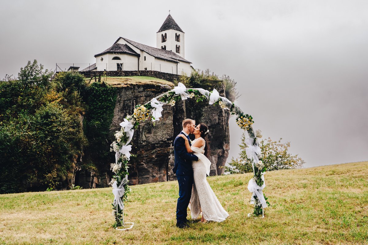 best_wedding_photographer_tessin_switzerland_calonico_faido_bellinzona_lugano