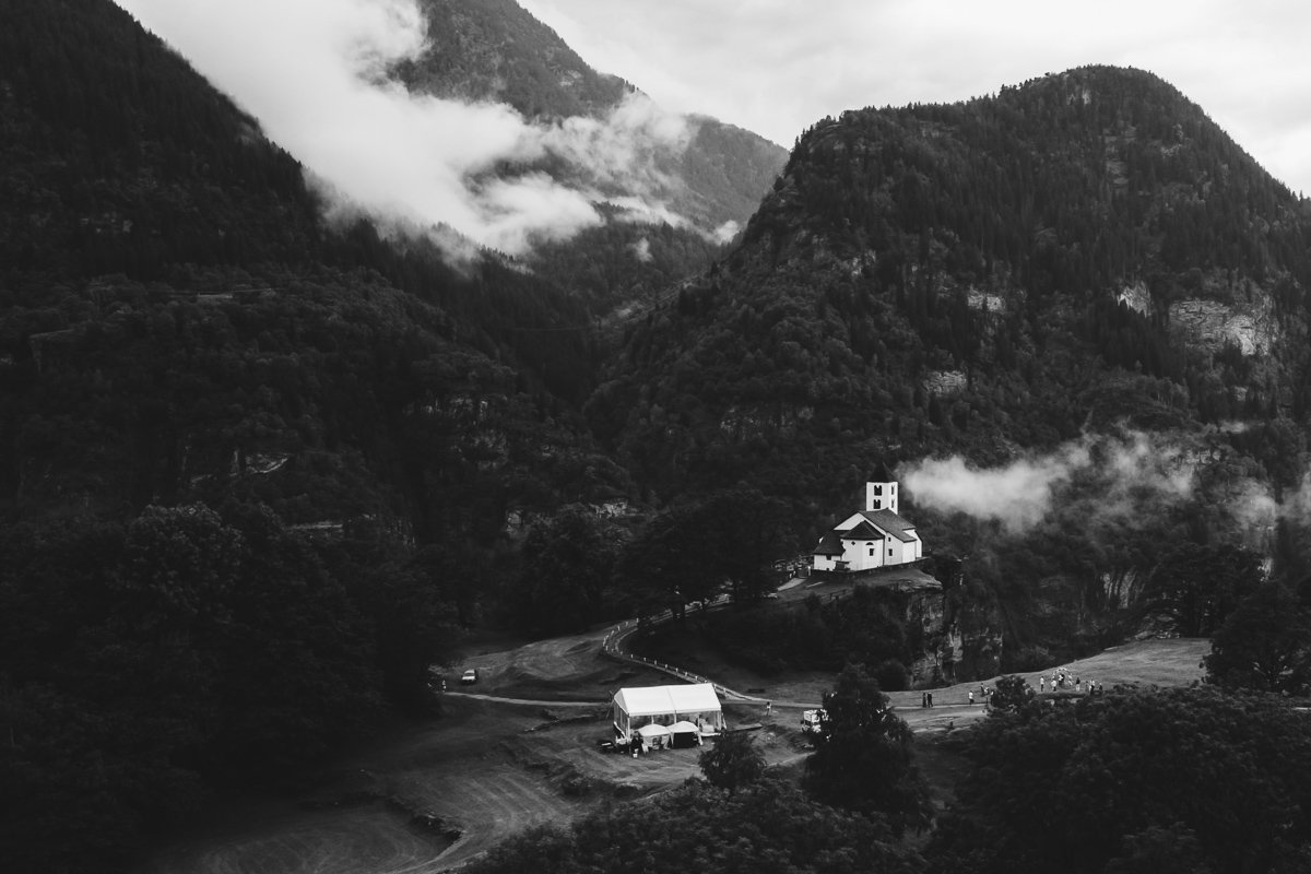 best_wedding_photographer_tessin_switzerland_calonico_faido_bellinzona_lugano