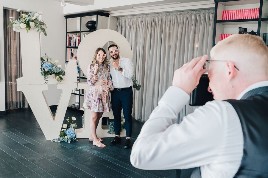 fotografo di matrimonio in stile reportage spontaneo ticino svizzera lugano mendrisio locarno lago di como lombardia