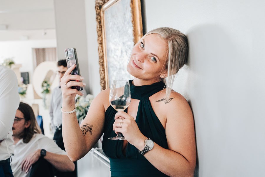 fotografo di matrimonio in stile reportage spontaneo ticino svizzera lugano mendrisio locarno lago di como lombardia