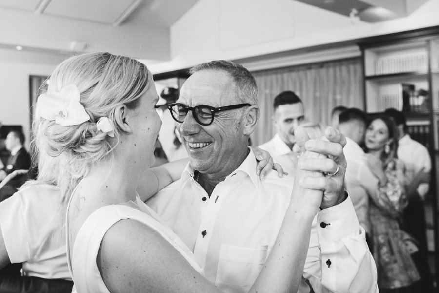 fotografo di matrimonio in stile reportage spontaneo ticino svizzera lugano mendrisio locarno lago di como lombardia