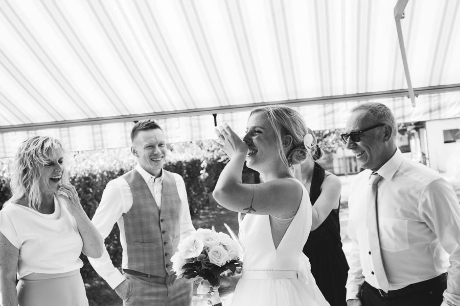 fotografo di matrimonio in stile reportage spontaneo ticino svizzera lugano mendrisio locarno lago di como lombardia