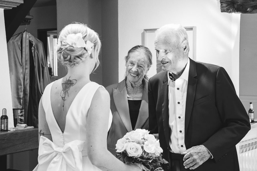 fotografo di matrimonio in stile reportage spontaneo ticino svizzera lugano mendrisio locarno lago di como lombardia