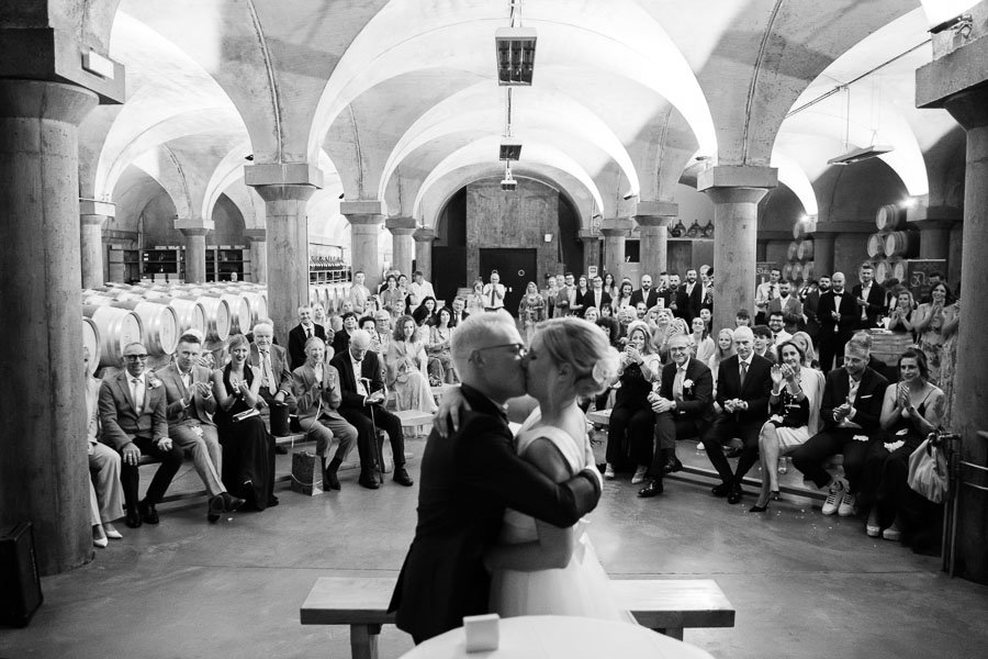 destination-wedding-in-tessin-switzerland-photographer-and-video-maker-in-reportage-style
