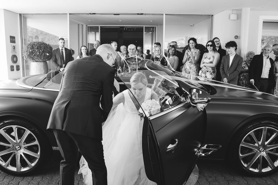 destination-wedding-in-tessin-switzerland-photographer-and-video-maker-in-reportage-style