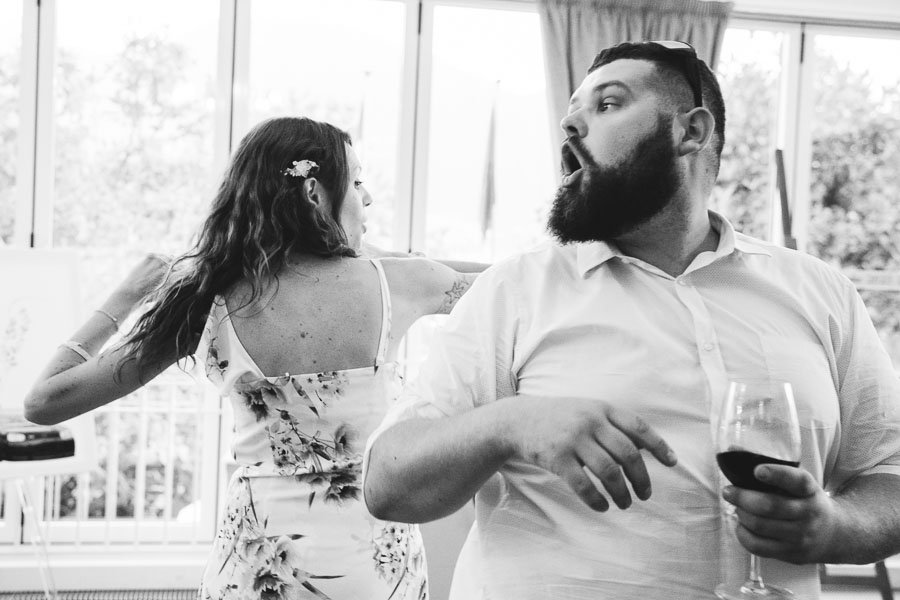 destination-wedding-in-tessin-switzerland-photographer-and-video-maker-in-reportage-style