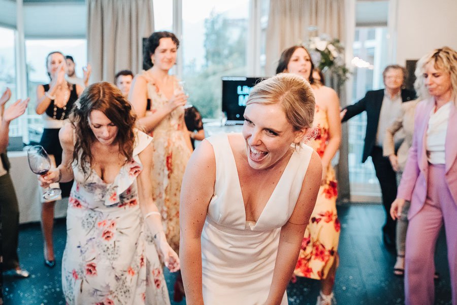 destination-wedding-in-tessin-switzerland-photographer-and-video-maker-in-reportage-style