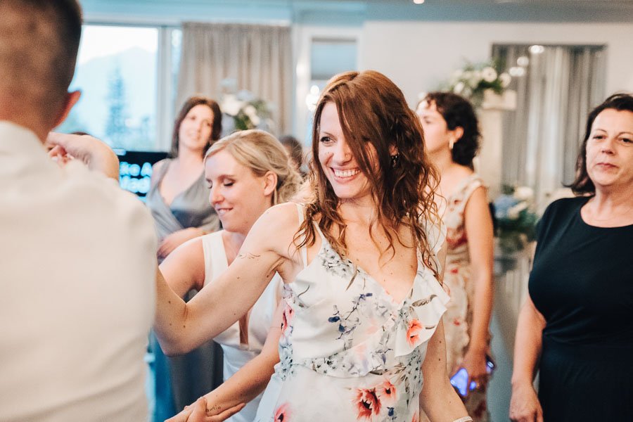 destination-wedding-in-tessin-switzerland-photographer-and-video-maker-in-reportage-style