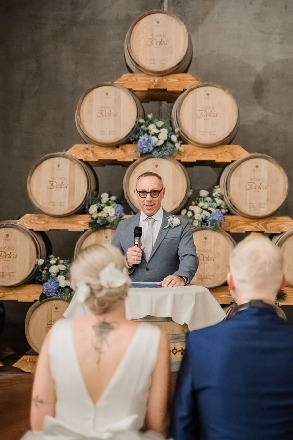 destination-wedding-in-tessin-switzerland-photographer-and-video-maker-in-reportage-style