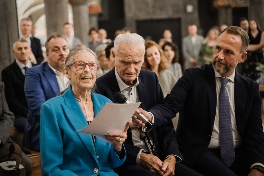 destination-wedding-in-tessin-switzerland-photographer-and-video-maker-in-reportage-style