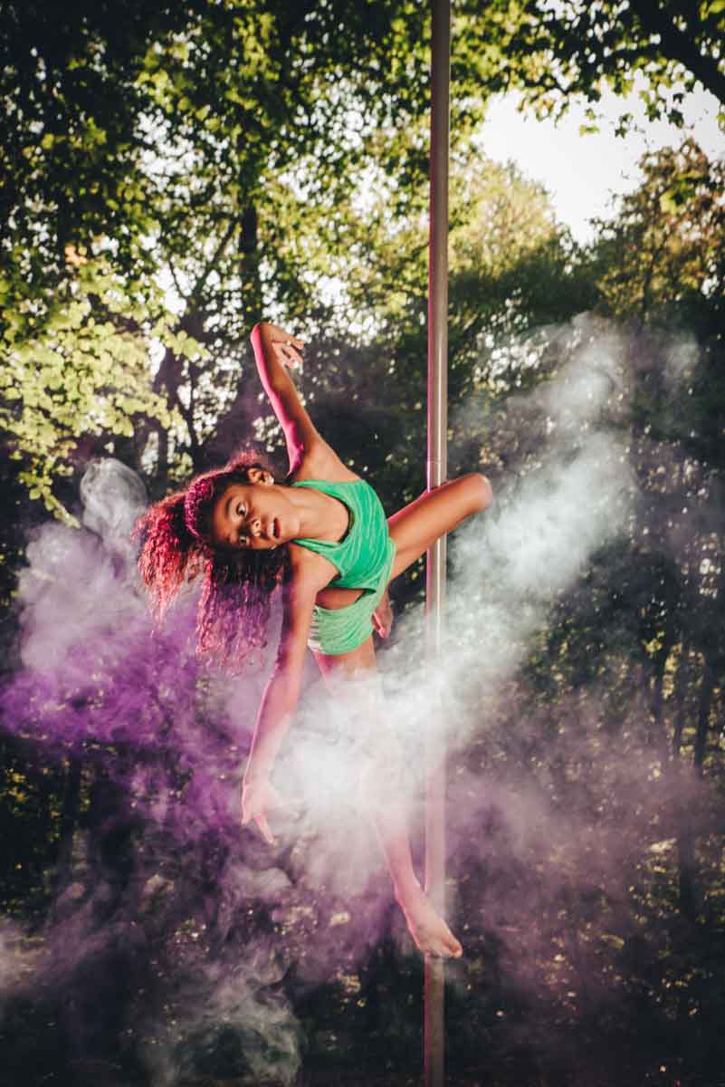 pole_talent_academy_wood_shooting_photographer_como-39 pole_dance_talent_academy_foto_fotografo_como_shooting_ballerina_bosco_como_schignano_valle_intelvi