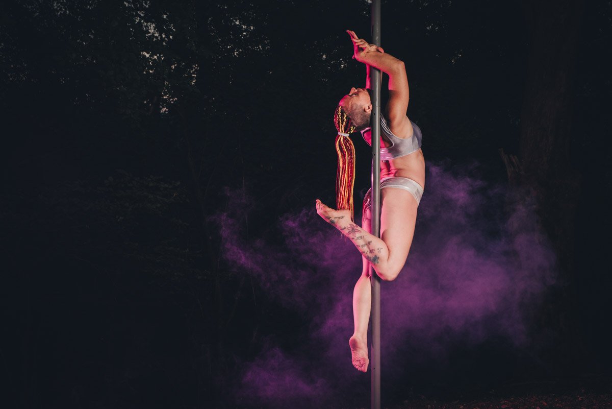 pole_talent_academy_wood_shooting_photographer_como-74 pole_talent_academy_wood_shooting_photographer_como