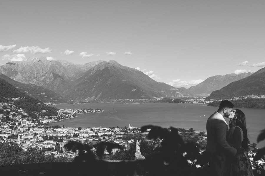 Couple they kiss kissed by the sun After Proposal On Lake Como
