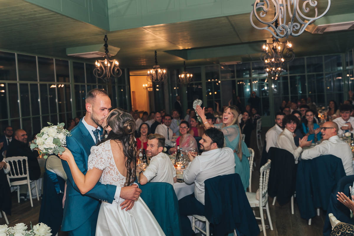 lake como local wedding photographer real reportage