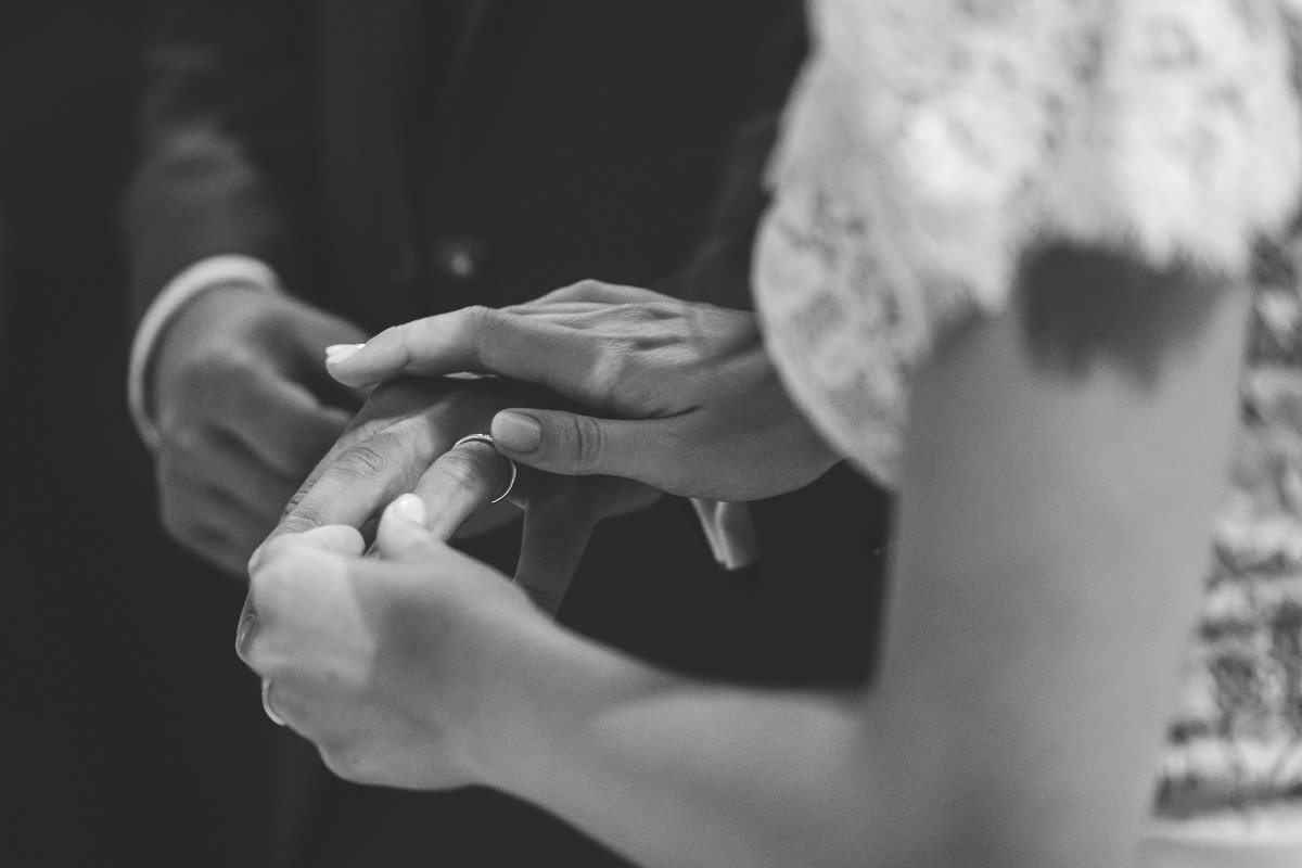 lake como local wedding photographer real reportage
